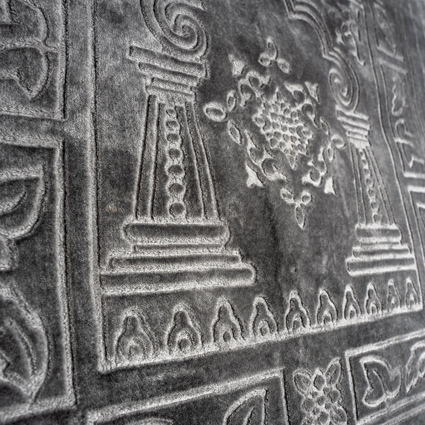THE BIG RUG
