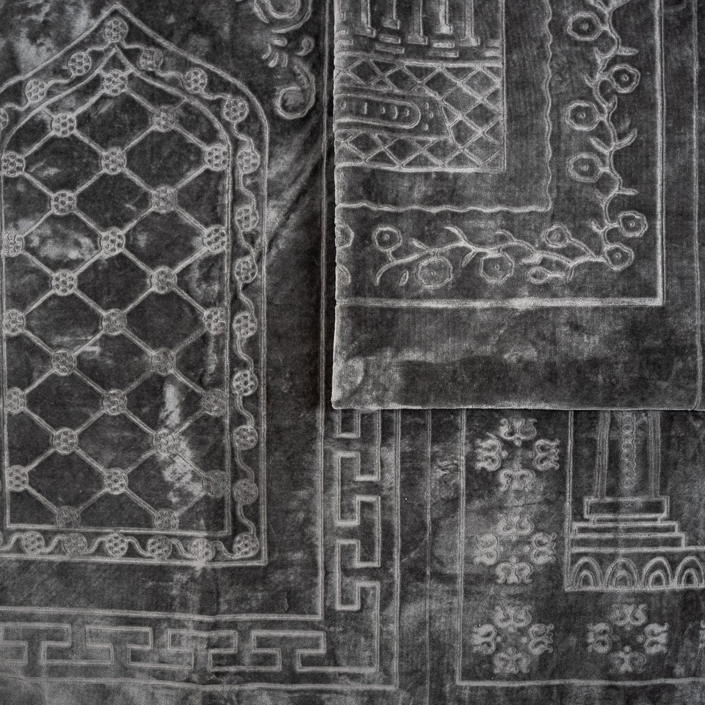 THE BIG RUG